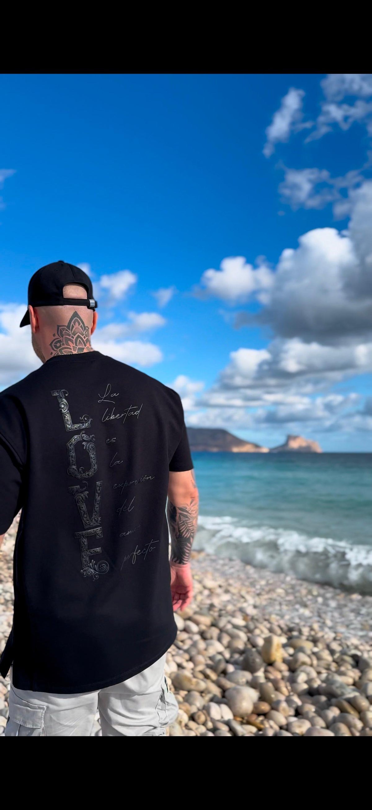 Camiseta Edición Love - Oversize (Unisex)