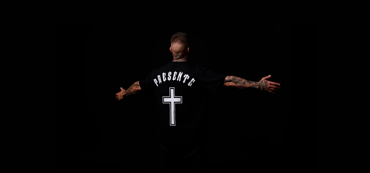 Camiseta Edición Presente - Oversize (Unisex)