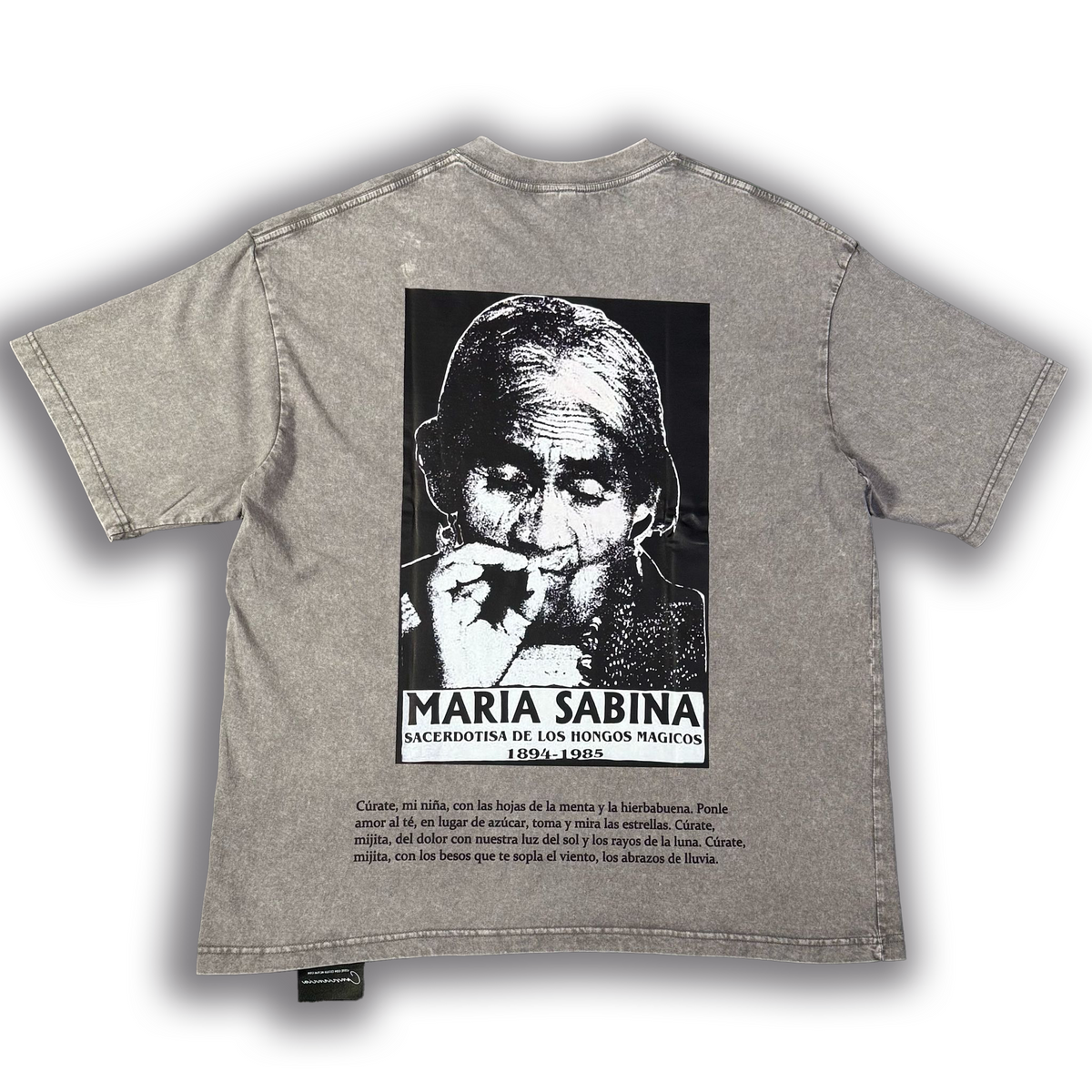 Camiseta Fungi Sabina - Oversize (Unisex)